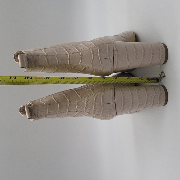 Marc Fisher Garliss Ankle Boots Size 11 NWT - Picture 6 of 9